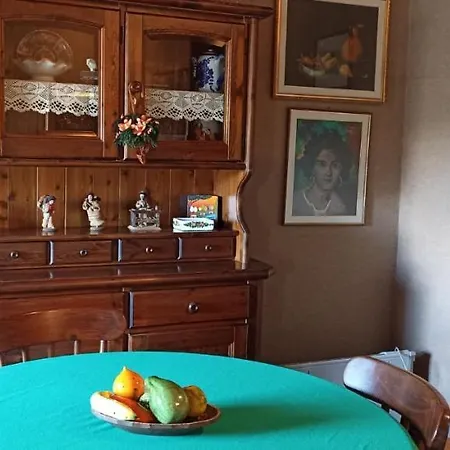 Lägenhet La Finestra Sul Colle